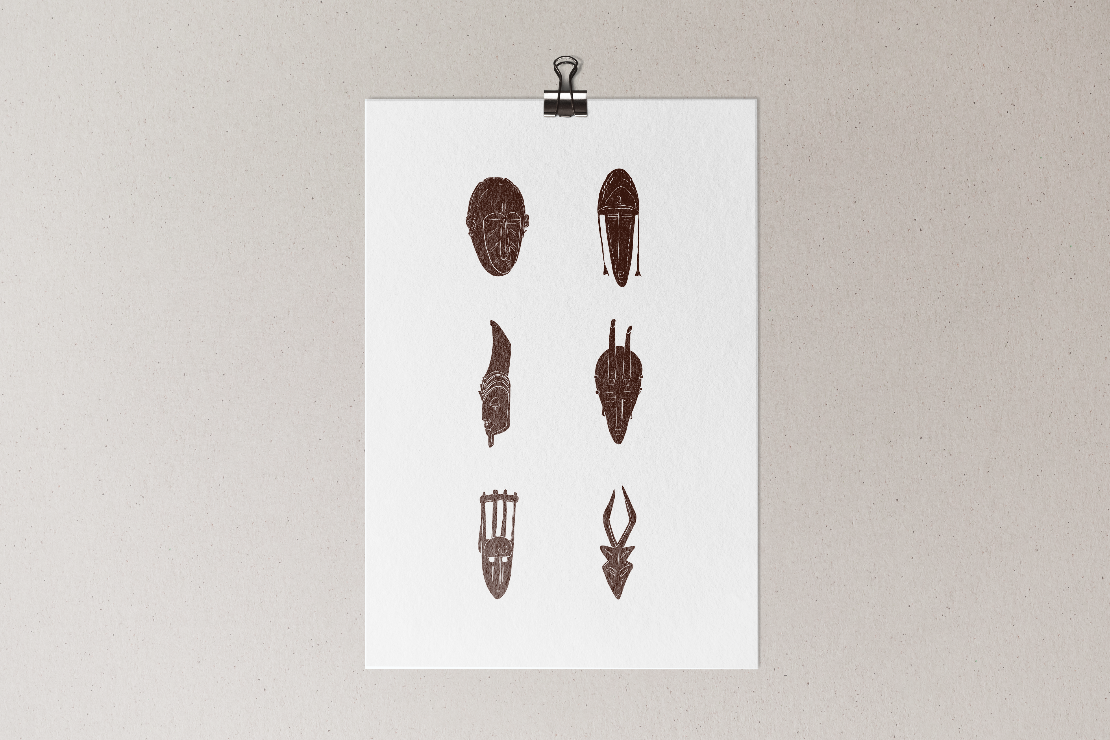 Poster d'art moderne affichant une composition de 6 masques traditionnels du Mali